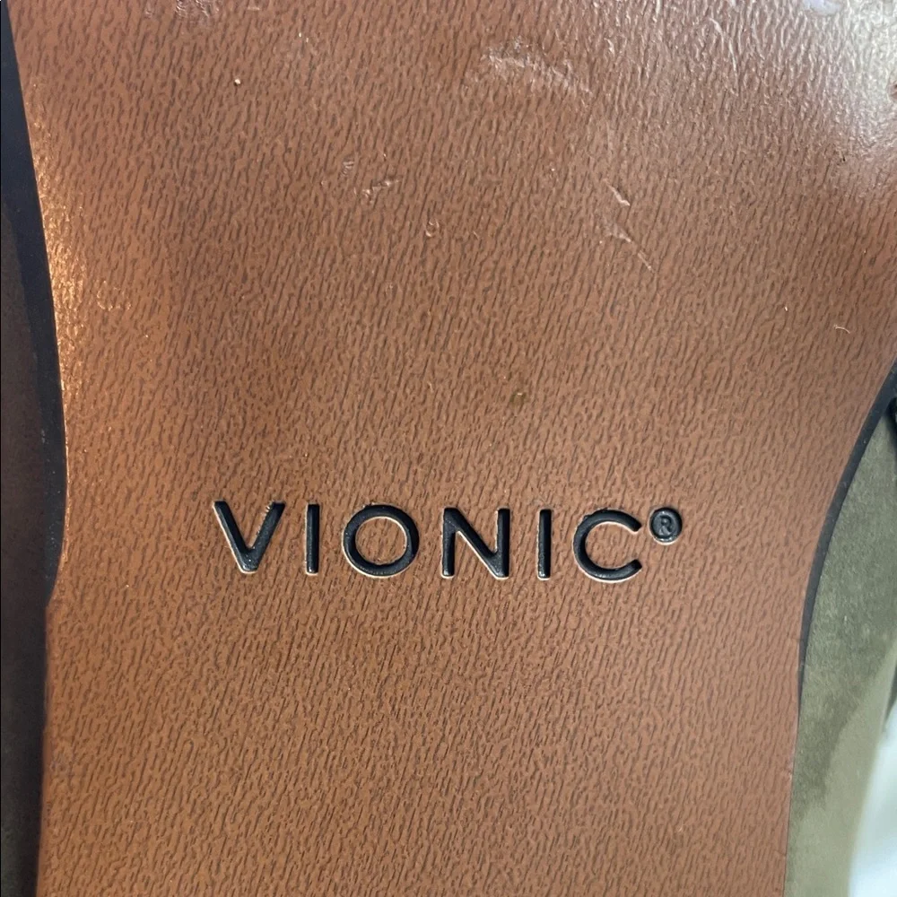 Vionic Sienna Olive‎ Suede Buckle Ankle Boot